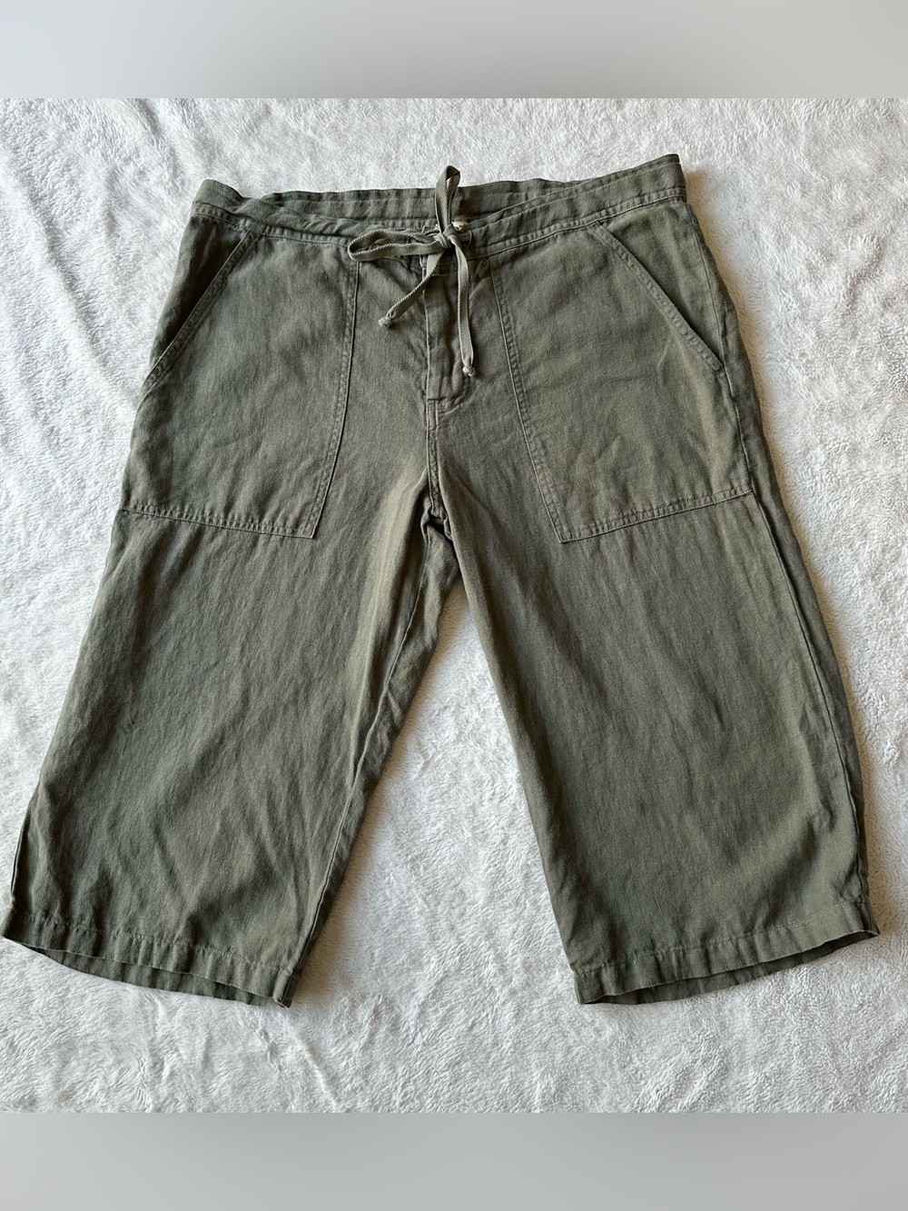 Juicy Couture Linen Straight Leg Capri Pants M Olive Green Y2K Vintage Coastal